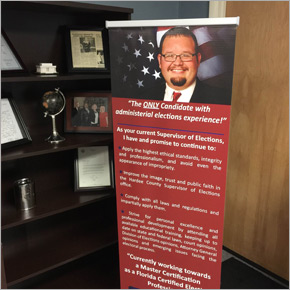 economy vinyl retractable banner stand